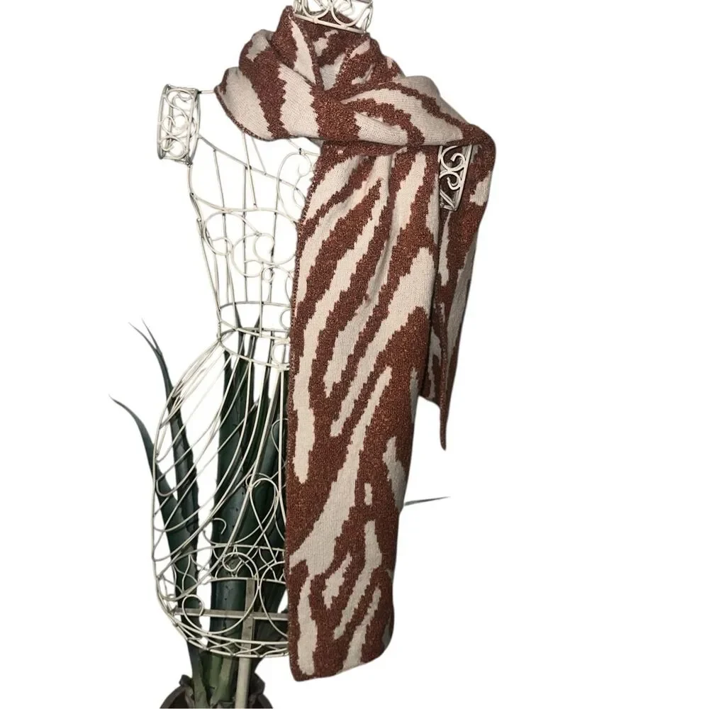 NEW WITH TAGS BEAUTIFUL Marcus Adler Zebra Print Terry Scarf One size - Soft - W